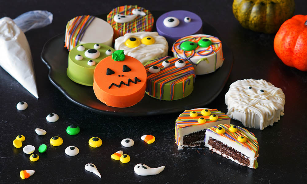 3 Easy Chocolate Covered Oreos For Halloween