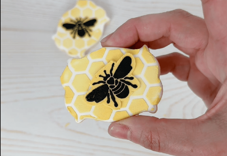 How to Use a Segmented Stencil to Make Royal Icing Transfers - The Cookie Countess