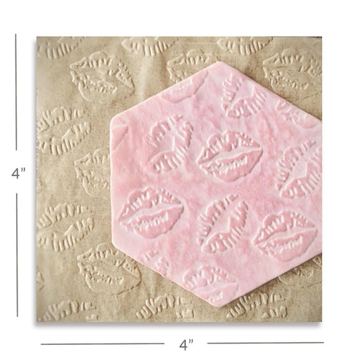Intricut Edibles Parchment Paper Parchment Texture Sheets - Lips Kiss