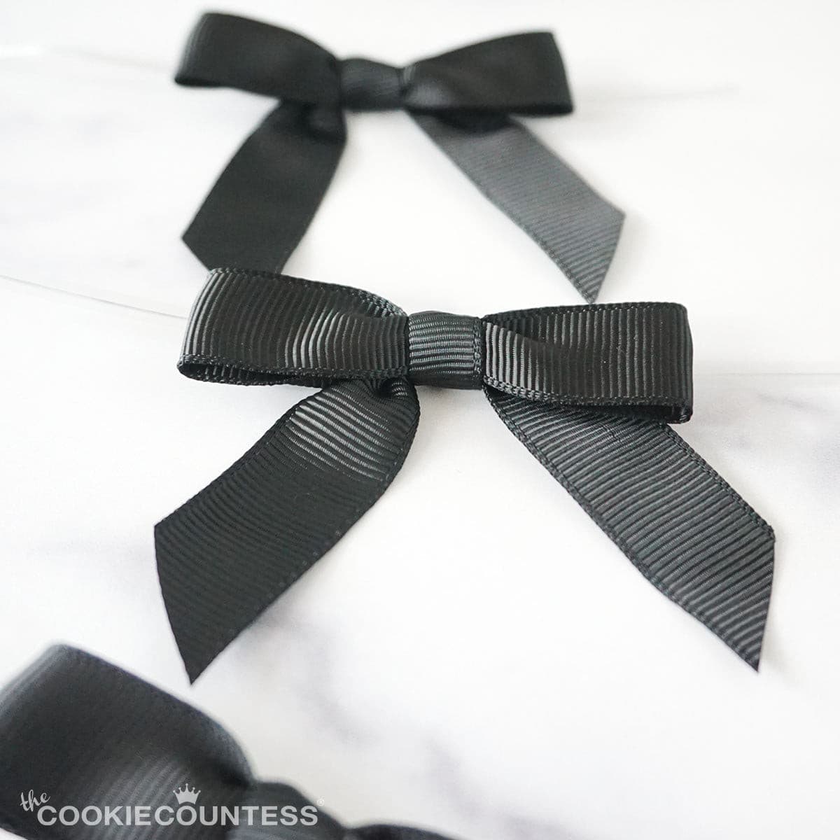 Kamperett Ribbon Bow Tie Silk Bow - Ivory – Kamperett main image 3