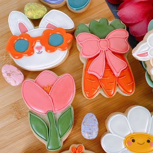 Tulip Cookie Cutter - The Cookie Countess